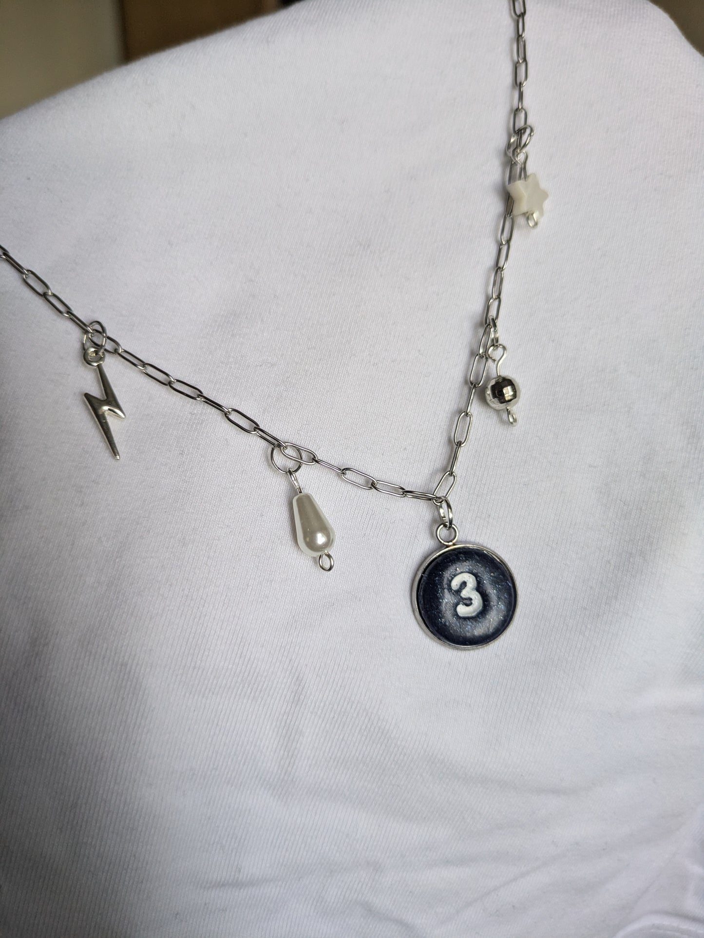'3' charm necklace