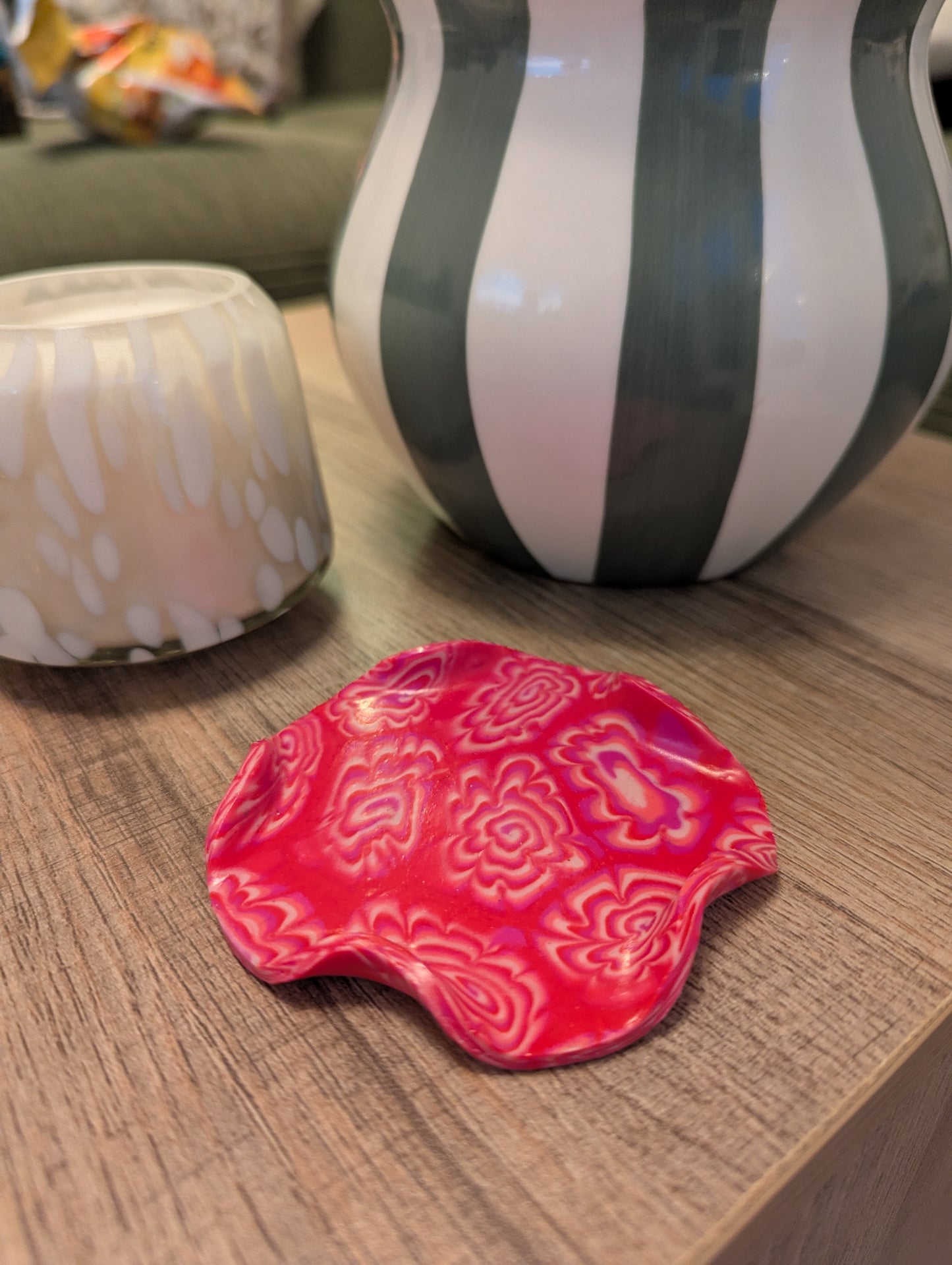 Retro pink trinket dish