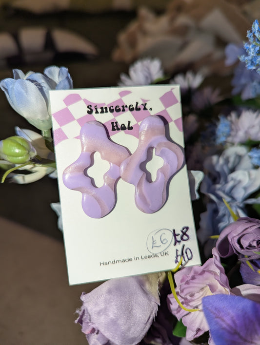 Extra squiggle studs
